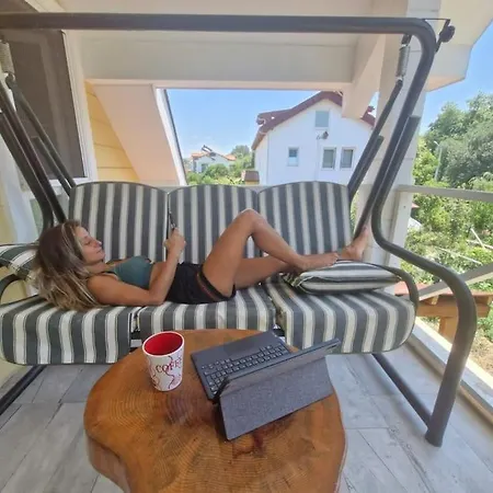 Yuvarlak çay Yanında Huzur Ve Doğa Evi * Beyobasi