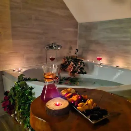 Yuvarlak Cay Yaninda Huzur Ve Doga Evi